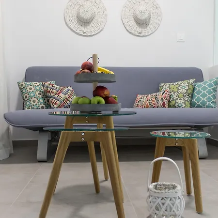 Margaret Of Naxos 4*