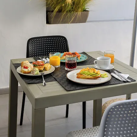 Margaret Of Naxos Pensionat