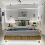 Margaret Of Naxos 4*