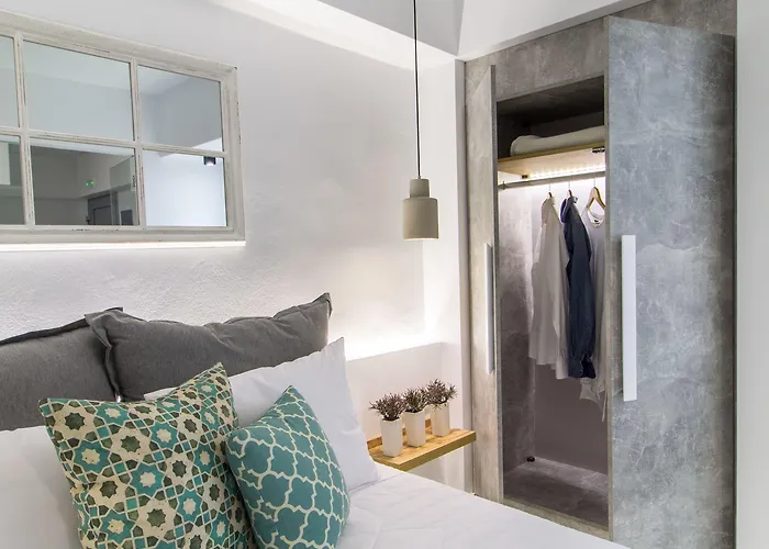 Margaret Of Naxos 4*