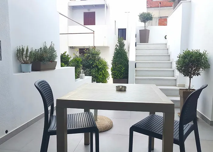 Guest house Margaret Of Naxos 4*